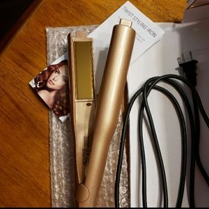 Revolution Twist Styling Iron